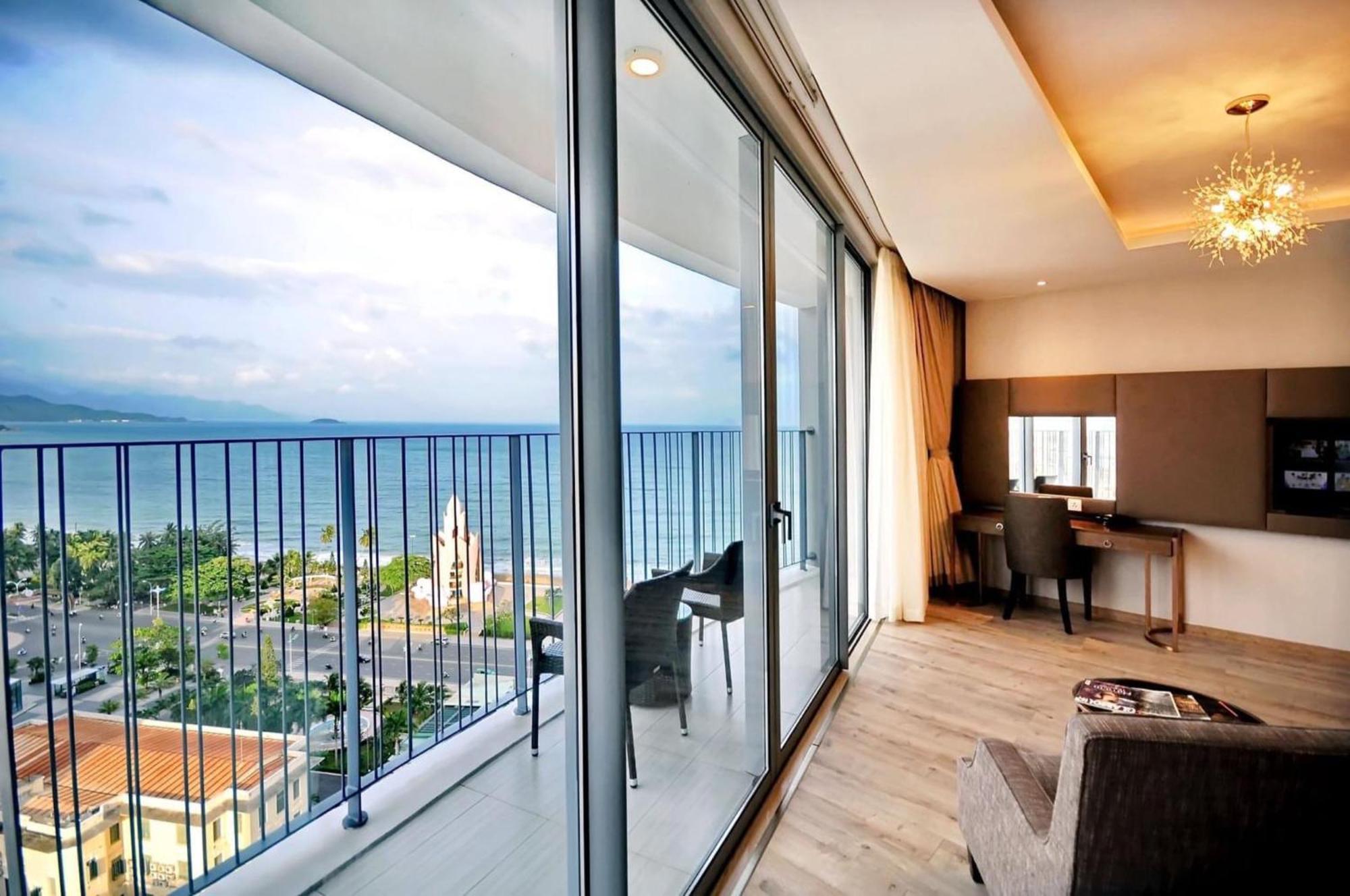 Oceanfront Panorama Residence На Транг Екстериор снимка